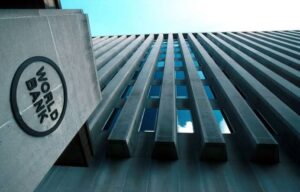Светската банка предупредува: Војната со Иран ги влошува перспективите за две третини од светските економии