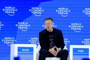 Илон Маск стана првиот трилионер во светот: Богатството надмина еден трилион долари