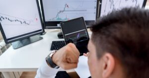 Од GameStop до SpaceX: Како технолошките гиганти станаа нови меме-акции