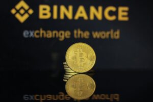 Binance пред излез од европскиот пазар: новите правила на ЕУ ја ставаат криптоберзата под притисок