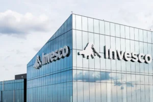 Миленикот на инвеститорите добива конкуренција: BlackRock и State Street влегуваат во играта