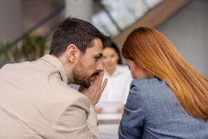 Сите ви ги доверуваат своите проблеми на работа, но кој ги слуша вашите?